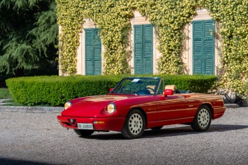 3_AlfaRomeoSpider_Duetto_fourthseries.jpg