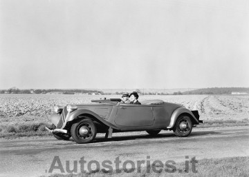 11_Traction-Avant-Roadster-foto-1.jpg