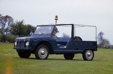 Presentazione-Mehari-Deauville-16-maggio-1968-foto-6.jpg