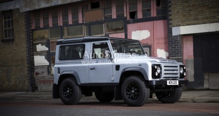 Defender 90 L.E.jpg