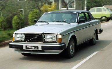 2_Volvo_262_C.jpg