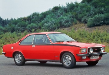 3-opel-commodore.jpg