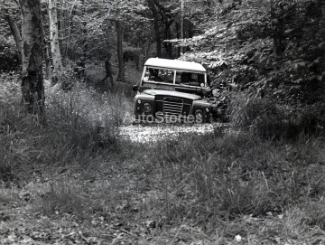 1974_Land_Rover_Series_3_001.jpg
