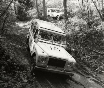 1979_007_Land_Rover_stage_1_V8.jpg