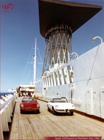 2-spider-1600 launch on Raffaello ship-1966.jpg