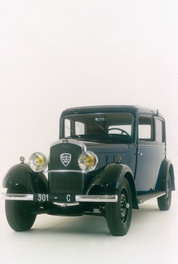 2_Peugeot 301_1933.jpg