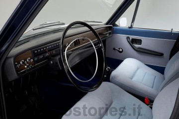5_Volvo_164.jpg