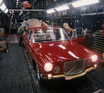 8_Volvo_164.jpg